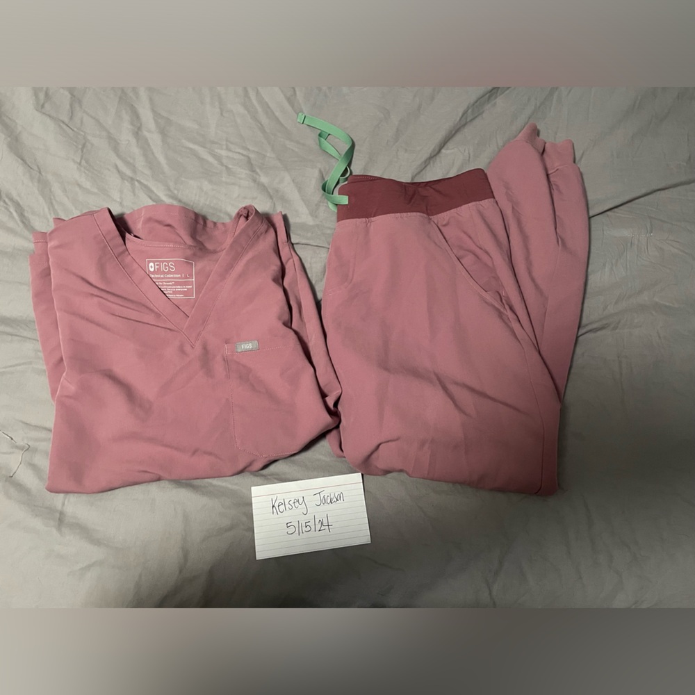 Women FIGS- mineral mauve